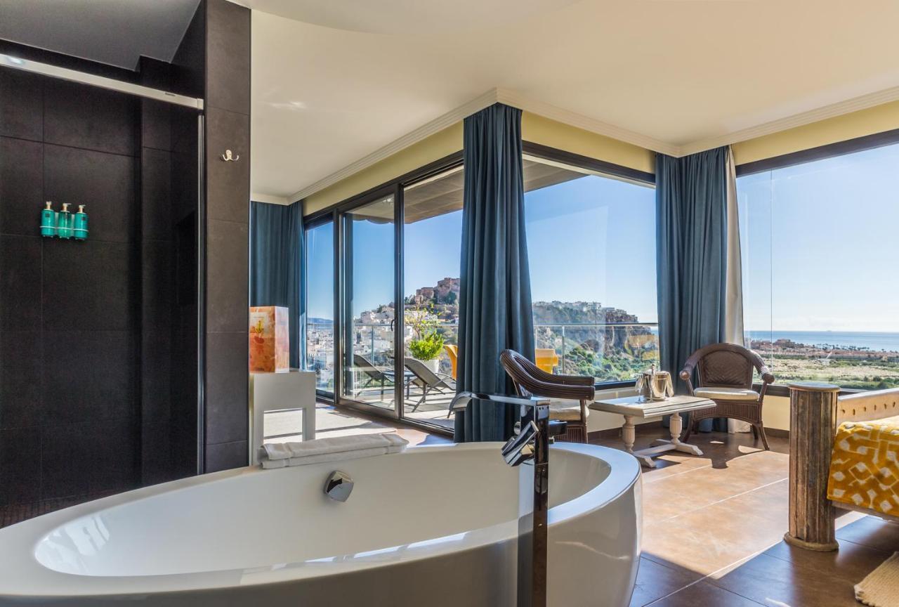 Hotel Miba Salobreña Dış mekan fotoğraf